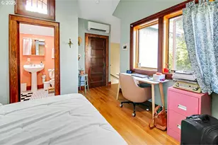 3821 N Gantenbein Ave, Portland, OR 97227 - Photo 32