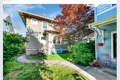 3821 N Gantenbein Ave, Portland, OR 97227 - Photo 38