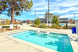 60896 SE Epic Pl SE, Bend, OR 97702 - Photo 40