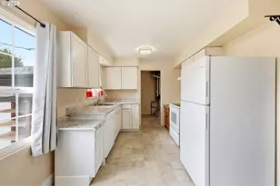 18121 SE Langensand Rd, Sandy, OR 97055 - Photo 4