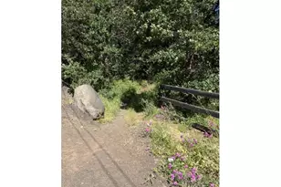 5814 Iowa Dr, Hood River, OR 97031 - Photo 28