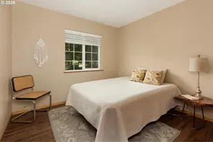 5814 Iowa Dr, Hood River, OR 97031 - Photo 10