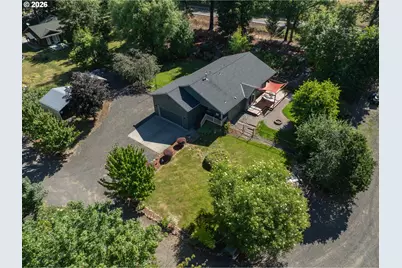 5814 Iowa Dr, Hood River, OR 97031 - Photo 16