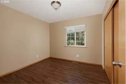 5814 Iowa Dr, Hood River, OR 97031 - Photo 10