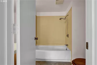 2225 W 28th Ave, Eugene, OR 97405 - Photo 34