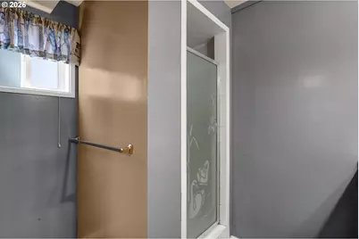 2225 W 28th Ave, Eugene, OR 97405 - Photo 30