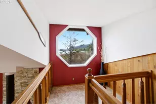 401 N 6th Ave, Rockaway Beach, OR 97136 - Photo 34