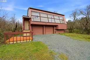 401 N 6th Ave, Rockaway Beach, OR 97136 - Photo 2