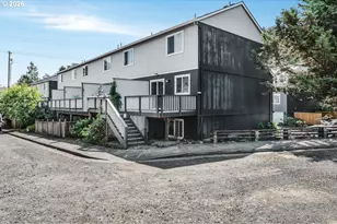 255 N 18th St, Saint Helens, OR 97051 - Photo 26