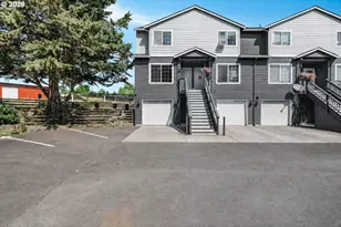 255 N 18th St, Saint Helens, OR 97051 - Photo 1