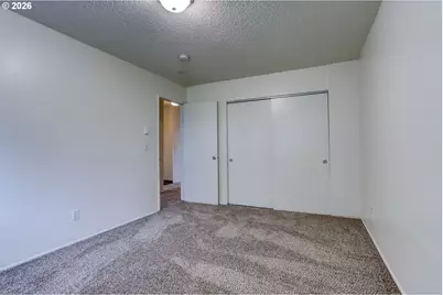 19511 NE Halsey St, Portland, OR 97230 - Photo 16