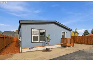 4924 E St, Springfield, OR 97478 - Photo 1
