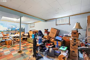 9128 SE Market St, Portland, OR 97216 - Photo 40