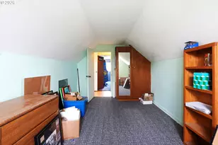 9128 SE Market St, Portland, OR 97216 - Photo 30
