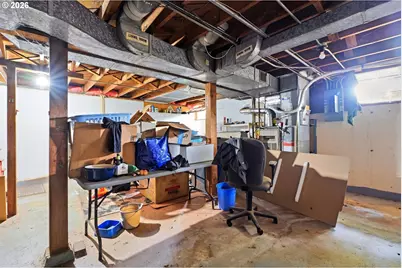 9128 SE Market St, Portland, OR 97216 - Photo 10