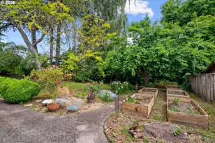 330 NE 17th Ave, Hillsboro, OR 97124 - Photo 42