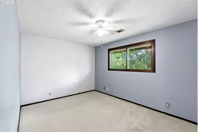 330 NE 17th Ave, Hillsboro, OR 97124 - Photo 30