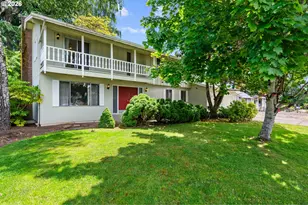 330 NE 17th Ave, Hillsboro, OR 97124 - Photo 2