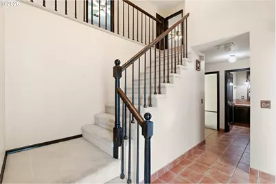 330 NE 17th Ave, Hillsboro, OR 97124 - Photo 10