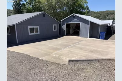 122 Grassy Ln, Roseburg, OR 97470 - Photo 8