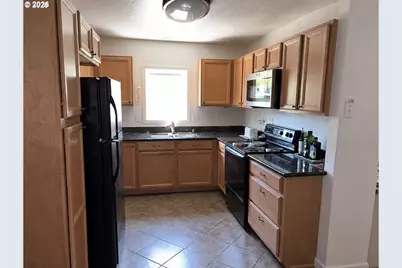 122 Grassy Ln, Roseburg, OR 97470 - Photo 14