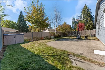 15935 SE Arista Dr, Milwaukie, OR 97267 - Photo 32