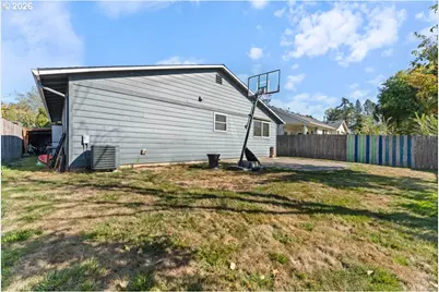 15935 SE Arista Dr, Milwaukie, OR 97267 - Photo 34
