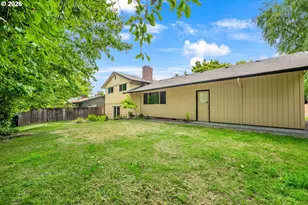 13205 SW Ash Dr, Tigard, OR 97223 - Photo 24