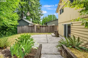 13205 SW Ash Dr, Tigard, OR 97223 - Photo 26