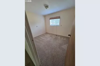 13205 SW Ash Dr, Tigard, OR 97223 - Photo 16