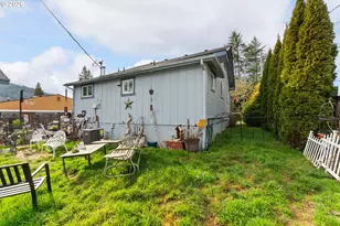 419 W Agee St, Roseburg, OR 97471 - Photo 22