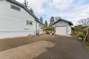 419 W Agee St, Roseburg, OR 97471 - Photo 18