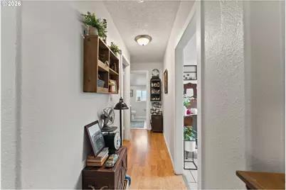 419 W Agee St, Roseburg, OR 97471 - Photo 12