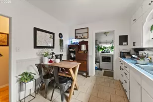 419 W Agee St, Roseburg, OR 97471 - Photo 8