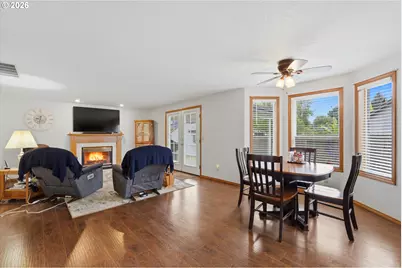 624 Fall Creek Dr N, Keizer, OR 97303 - Photo 18