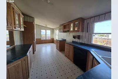 111 Kiss Ct, Roseburg, OR 97471 - Photo 16