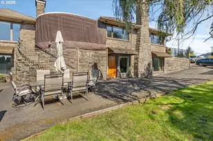 7202 SE King Rd, Milwaukie, OR 97222 - Photo 10