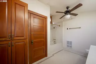 12300 SE Mt Scott Blvd, Happy Valley, OR 97086 - Photo 24