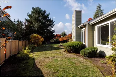 8930 NW Sherry Ct, Portland, OR 97229 - Photo 30