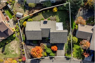 8930 NW Sherry Ct, Portland, OR 97229 - Photo 34