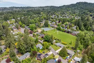 8930 NW Sherry Ct, Portland, OR 97229 - Photo 38