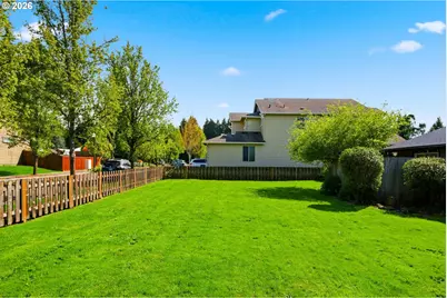 2418 NW 4th Ave, Battle Ground, WA 98604 - Photo 4