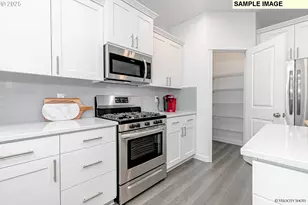 41570 Metolius Ave, Sandy, OR 97055 - Photo 16