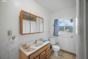 62875 School Rd, Coos Bay, OR 97420 - Photo 22