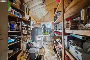 62875 School Rd, Coos Bay, OR 97420 - Photo 30