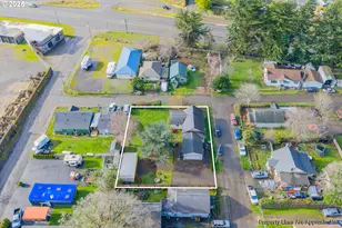 62875 School Rd, Coos Bay, OR 97420 - Photo 10