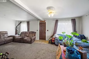 62875 School Rd, Coos Bay, OR 97420 - Photo 12