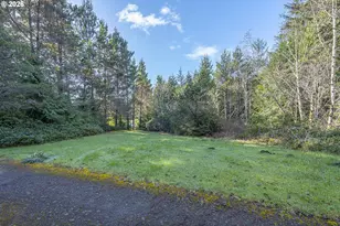 290 SW Newton Dr, Waldport, OR 97394 - Photo 34