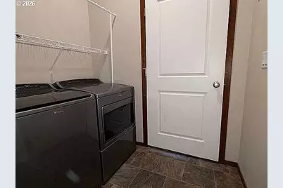 351 Lincoln Ave, Umatilla, OR 97882 - Photo 8