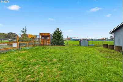 1750 S 2nd St, Lebanon, OR 97355 - Photo 10